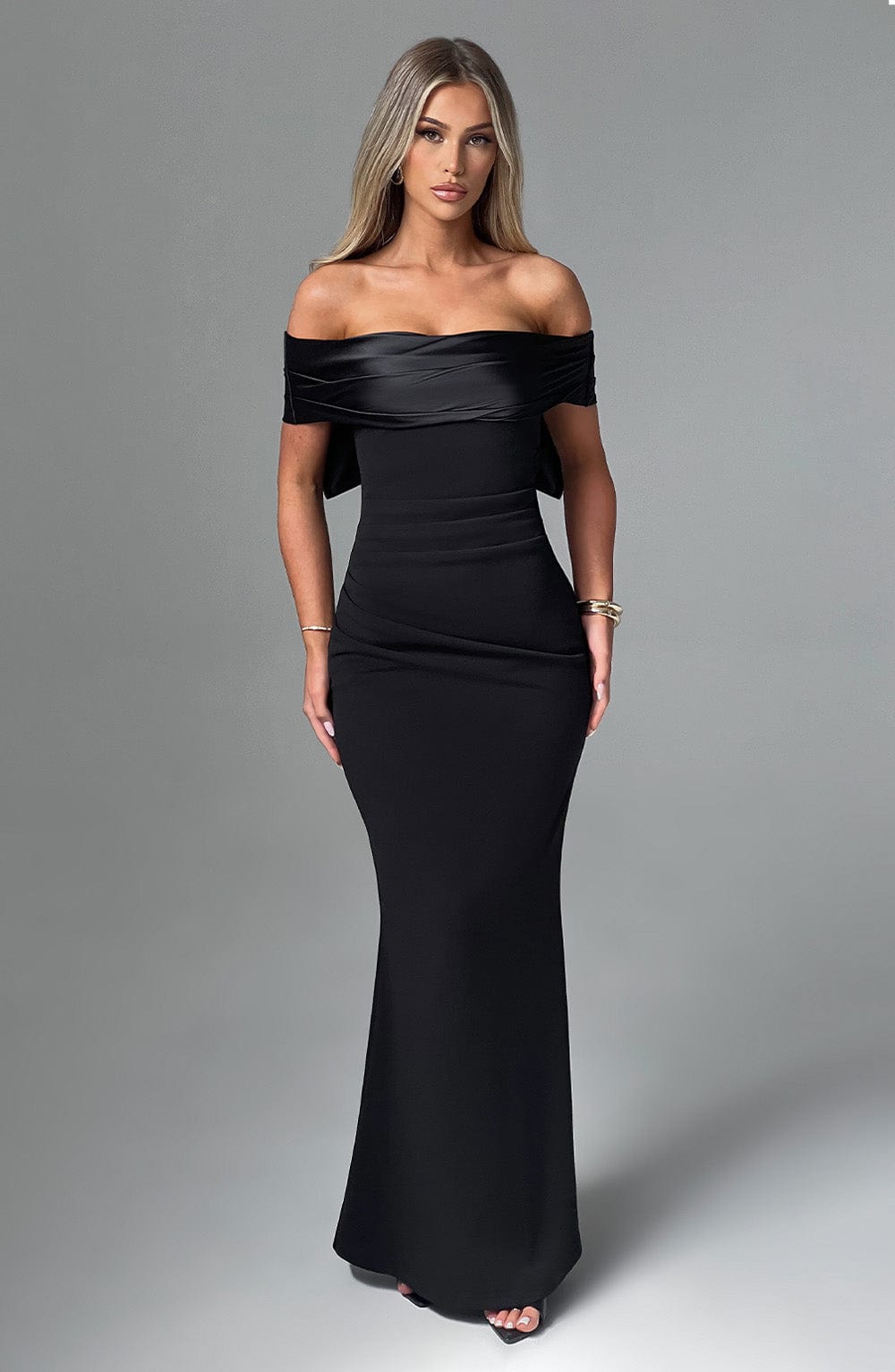 Elisanne Černá Elegance